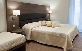 Magnifica Luxury Suites